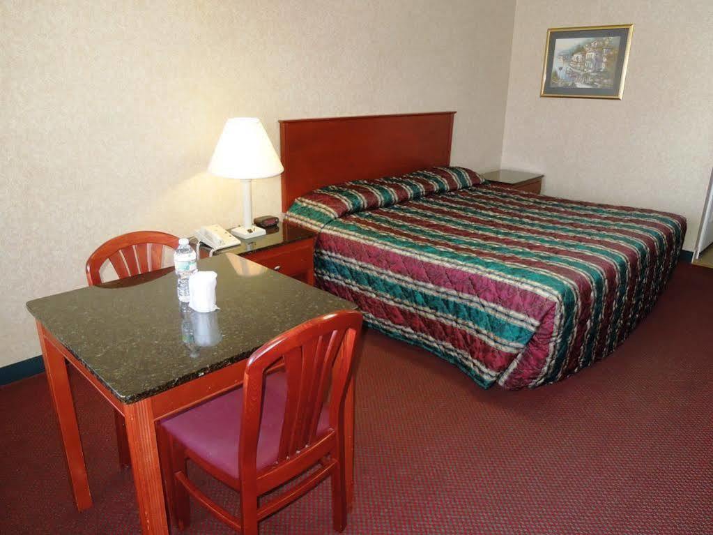 Atrium Inn&Suites Galloway Exterior foto